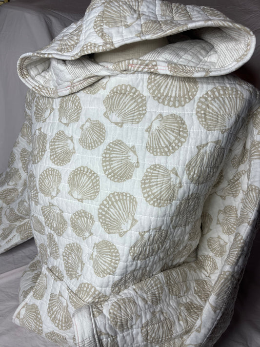 Seashell Hoodie (small)