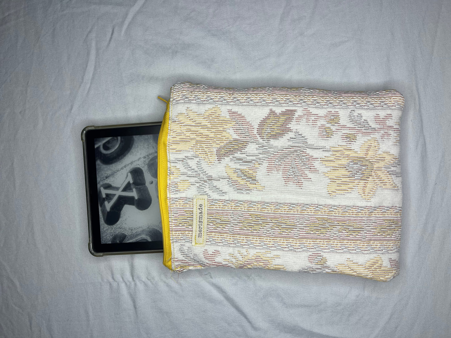 Read & Roam Kindle Cover