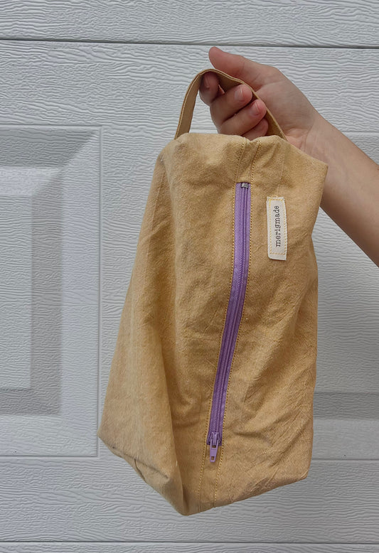 the cosmetic purple zipper