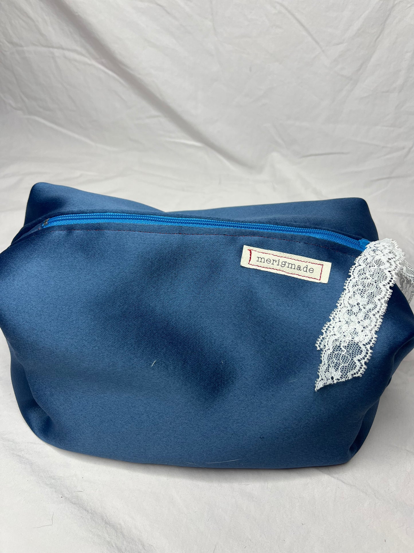 Silky Blue Lace Cosmetic Zip