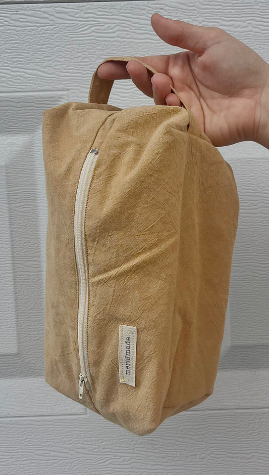 the cosmetic cream zipper