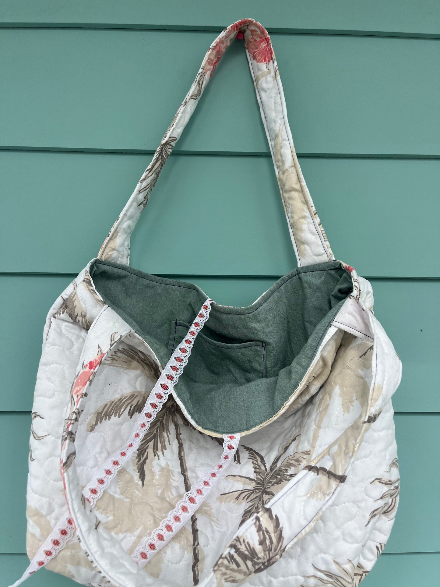 hawaiian lace tote
